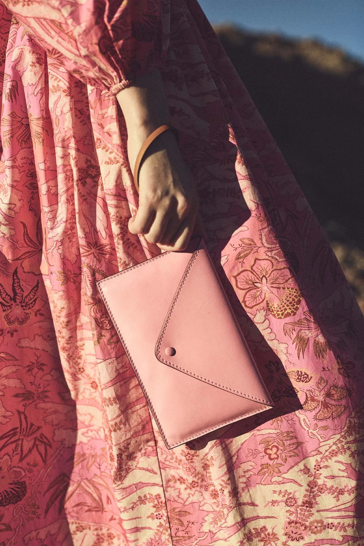 Ulla Johnson - Alvie Envelope Pouch in Rosebloom